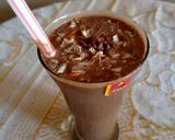 A picture of step 2 of Chikoo Choclate Banana Smoothie.
