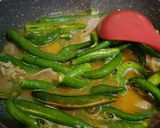 Foto langkah ke 5 dari resep Ase cabe ijo, Lidah sapi plus tahu.