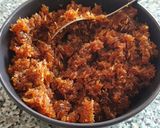 Dadar Gulung (Pfannkuchenrolle mit Palmzucker und Kokosfüllung) Rezeptschritt 3 Foto