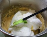 Foto del paso 5 de la receta Bizcocho de café, nata y almendra 