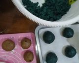 Foto langkah ke 3 dari resep Cookie Monster.