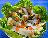 Foto del paso 3 de la receta: Ensalada de cogollos, verduras y bacalao ahumado