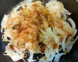 Foto del paso 3 de la receta: Trucha en salsa de cebolla caramelizada a la mostaza