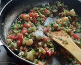 A picture of step 3 of Mix vegetables Maggi noodles Frankie roll.