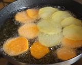 Foto del paso 1 de la receta Gratinado de batatas y patatas con provolone
