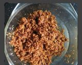 ओल्या नारळाच्या करंज्या (olya narlachya karanjya recipe in marathi) रेसिपी स्टेप 2 फोटो 