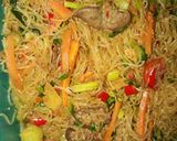 Foto langkah ke 5 dari resep Bihun goreng.