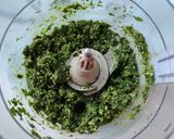 Medvehagyma pesto recept fázis 1 fotója