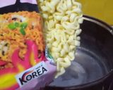 Foto langkah ke 6 dari resep Tteokobokki Homemade With Samyang.