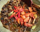 Foto langkah ke 5 dari resep 611. Krengsengan Daging Campur Jerohan Sapi.