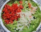 Foto del paso 2 de la receta: • Guacamole~ 🥑