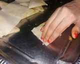 A picture of step 4 of Mince Samosas.