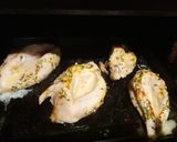 Foto del paso 3 de la receta: Pechuga rellena de ricota y queso a la crema🍞🍜🍽🍗🧂