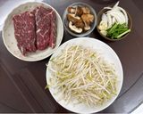 鐵板牛排+熱炒綠豆芽的食譜步驟1照片