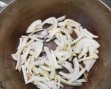 泡菜洋蔥炒牛肉的食譜步驟2照片