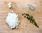Foto del paso 3 de la receta: Fríjoles caseros con tomillo y laurel 🌿