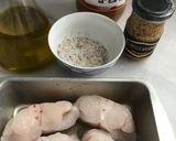 Foto del paso 1 de la receta: Rape en aliño de miel y mostaza, a la plancha, con tomate y pimiento rellenosde arroz y hierbas