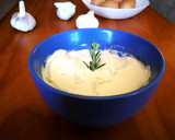 Foto del paso 2 de la receta: Ajomayonesa casera