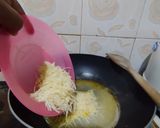 Foto langkah ke 2 dari resep Spaghetti Alfredo.