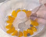 Foto langkah ke 1 dari resep Puding Jeruk Kelapa Muda.
