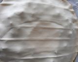 Foto del paso 7 de la receta: Pithivier de pollo y pimienta rosa