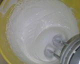 A picture of step 3 of Pakistan Flag Cake 🎂.