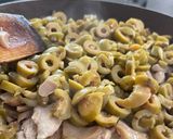 صورة لخطوة 3 من وصفة فطيرة الدجاج بالكريمة 🥧