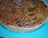 Foto del paso 4 de la receta: Quiche de champiñón y cebolla morada