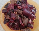 Foto del paso 2 de la receta: Consomé de camarón con pescado