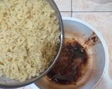 Foto langkah ke 4 dari resep Pizza Mie.
