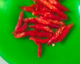 Foto langkah ke 2 dari resep Sup Ikan Mas Kuah Asam.