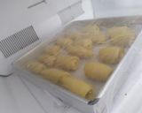 Foto langkah ke 8 dari resep Roti Bolen Pisang Coklat.