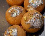 A picture of step 8 of Thandai Mawa Kachori.