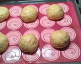 A picture of step 5 of Swedish Semla.