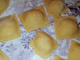 Raviolones de jamón y muzzarella