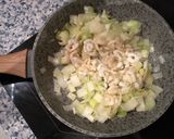 Foto del paso 2 de la receta Quiche de puerros y gambas