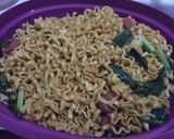 Foto langkah ke 6 dari resep 21. Mie Goreng Simple Ala Chinese Food.