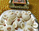 કેળાં નો શીરો, મોદક ને લાડુ રૂપે સીંગદાણા ની સ્ટફિંગ સાથે રેસીપી સ્ટેપ4ફોટો
