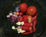 Foto langkah ke 2 dari resep Telor Ceplok Saus Balado.