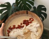 A picture of step 3 of Banana and peanut butter smoothie bowl.