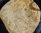 A picture of step 3 of Mooli ka parantha.