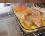 Foto del paso 6 de la receta Muslos de pollo con patatas en salsa de licor 43