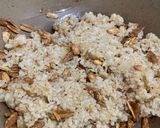 Foto langkah ke 3 dari resep Garlic Butter Rice.
