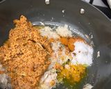 A picture of step 1 of Cabbage masala.
