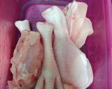 Foto langkah ke 1 dari resep Sop Ayam Jahe.