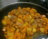 गाजर और आलू की सब्ज़ी (Carrot and potato ki sabzi recipe in hindi) रेसिपी चरण 6 फोटो