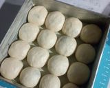 Foto langkah ke 5 dari resep Roti sobek tanpa ulen.