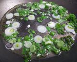 Foto del paso 1 de la receta: Salsa de espinacas