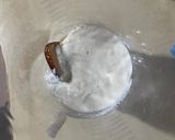 Foto del passaggio 2 della ricetta Frullato con yogurt vegano
