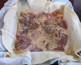 Hình bước làm 4 của món Bánh Quiche - Thưởng thức hương vị Pháp 🇫🇷 ngay trong góc bếp nhà bạn